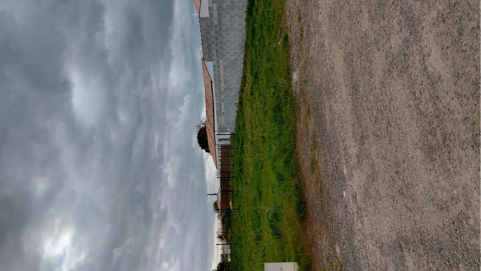 Terrain constructible de 531m2 à Les Magnils-Reigniers