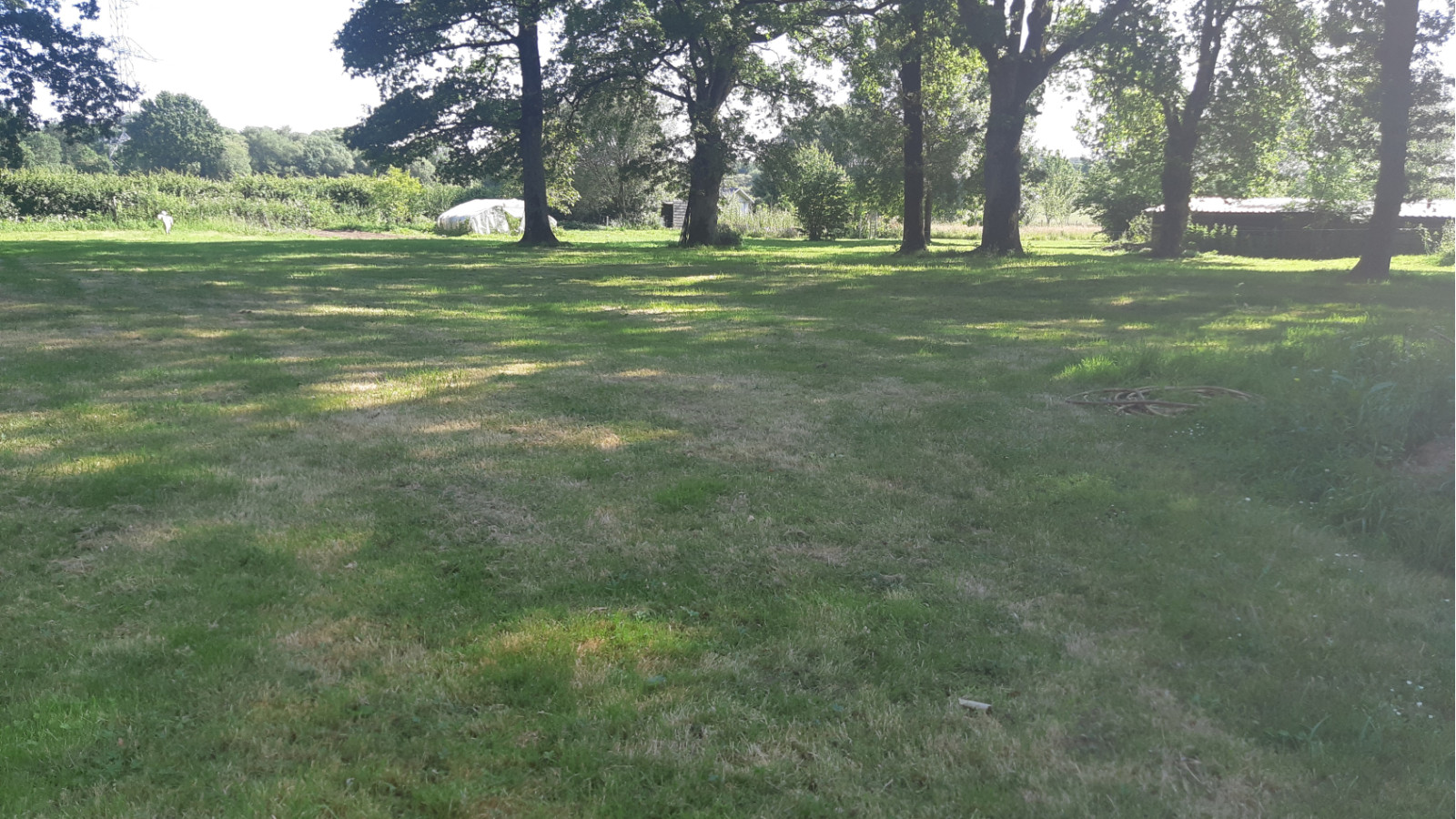 Terrain constructible de 780m2 à La Chapelle-des-Marais