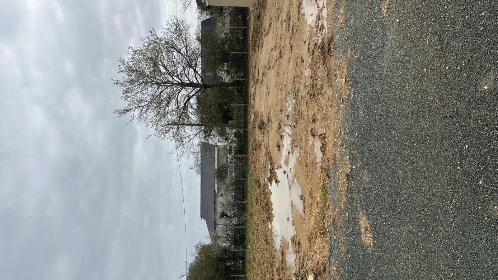 Terrain constructible de 516m2 à Longuenée-en-Anjou