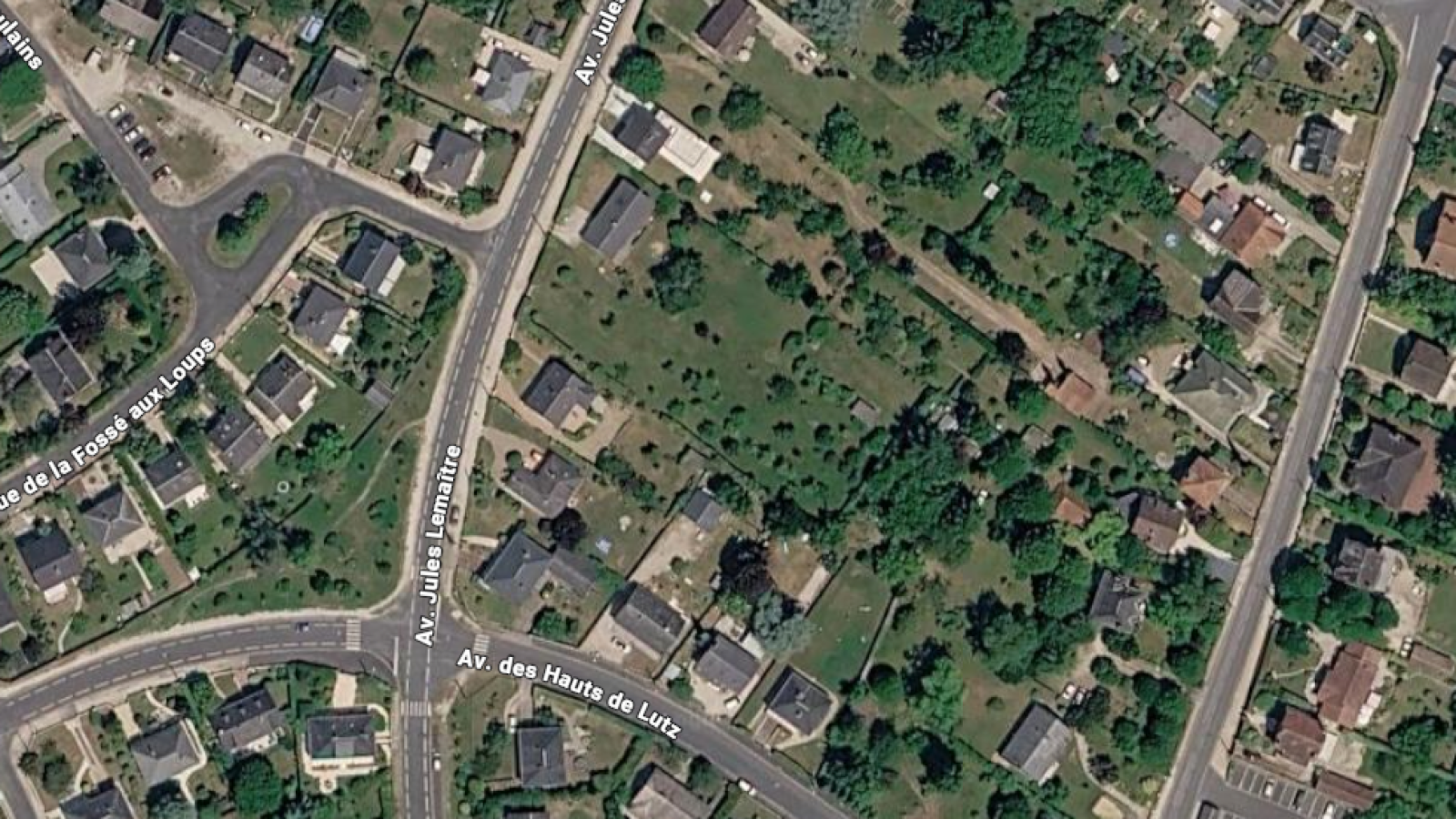 Terrain constructible de 1530m2 à Beaugency