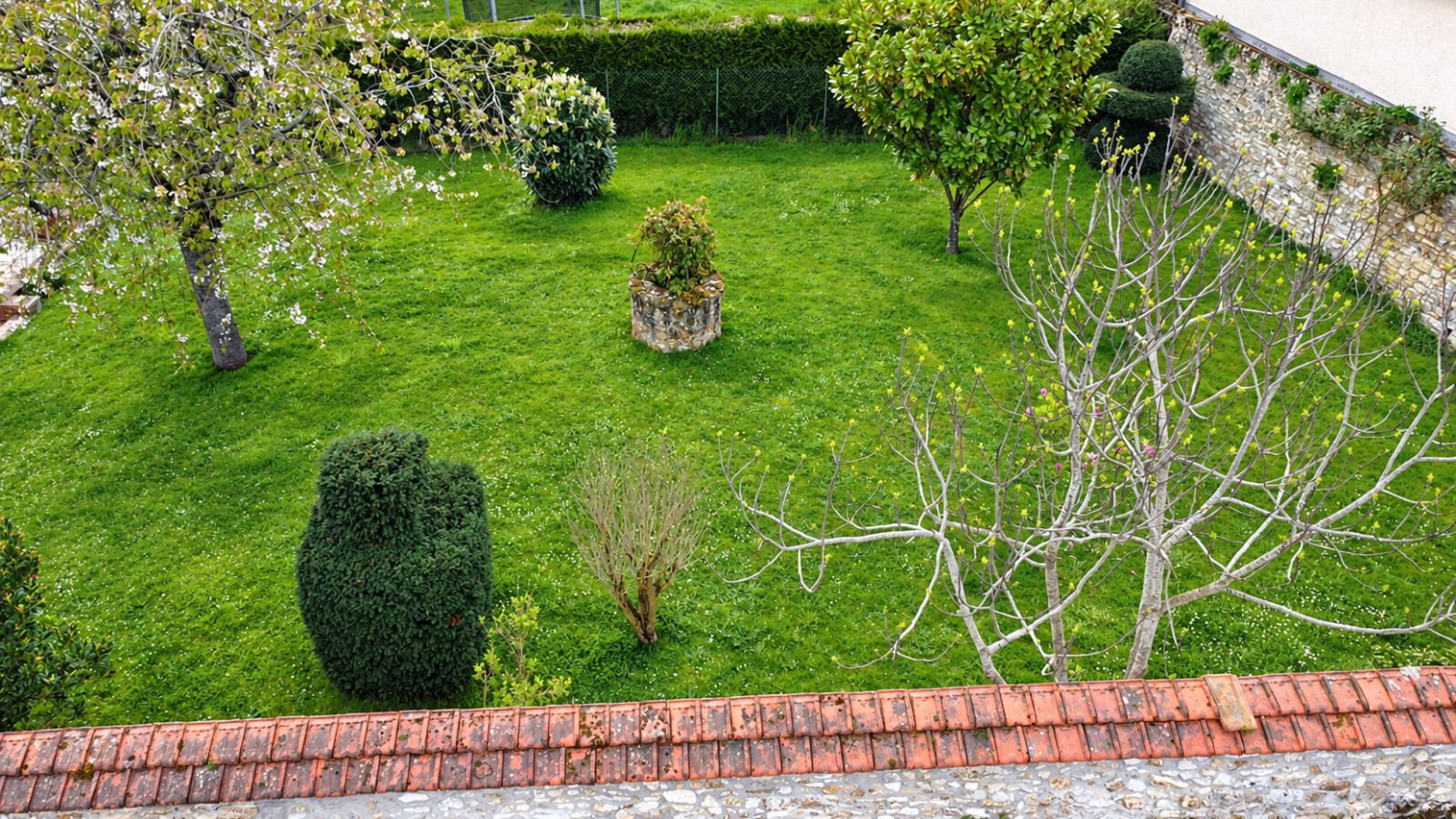 Terrain constructible de 390m2 à Limours