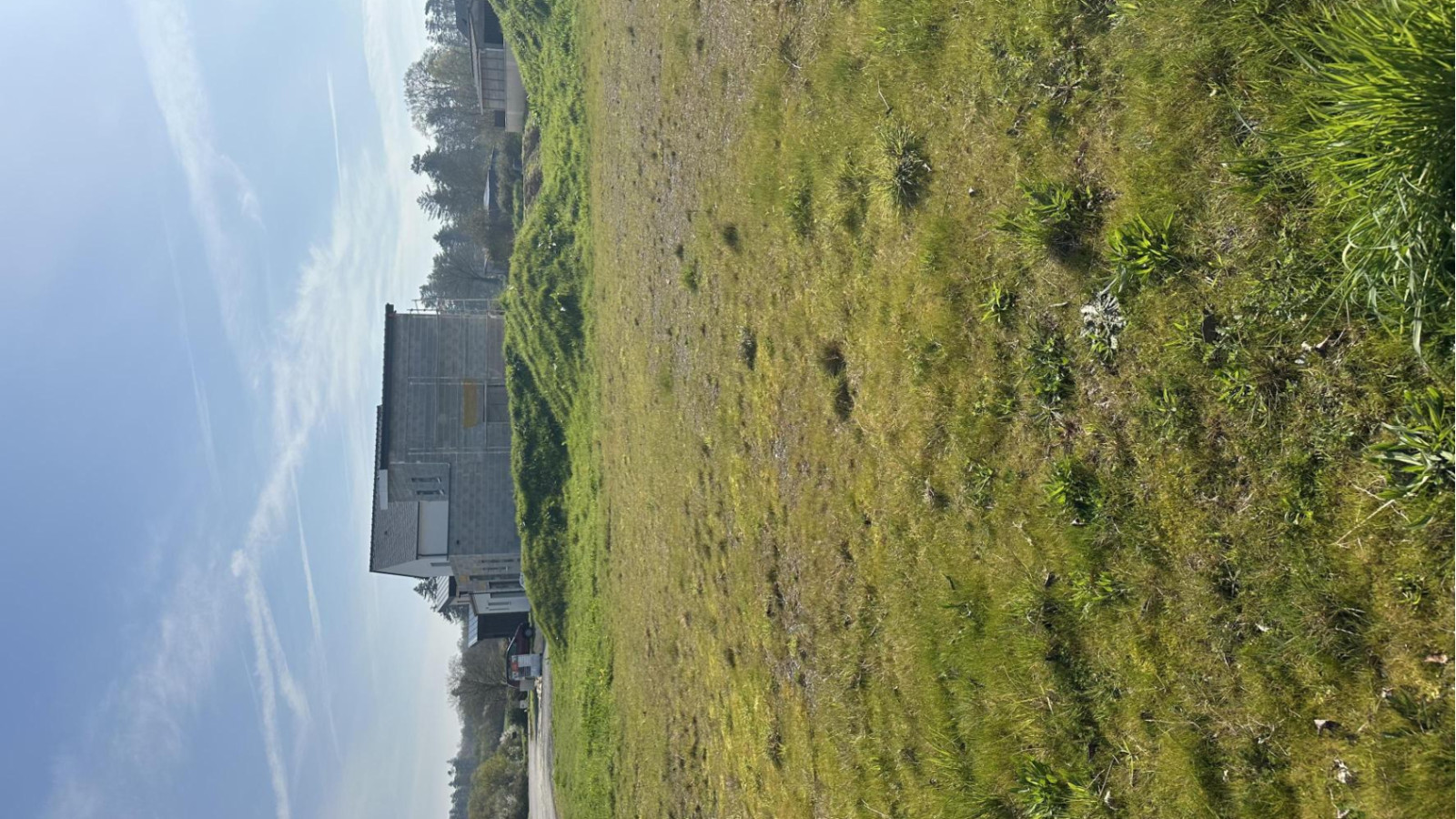 Terrain constructible de 413m2 à Jarzé Villages