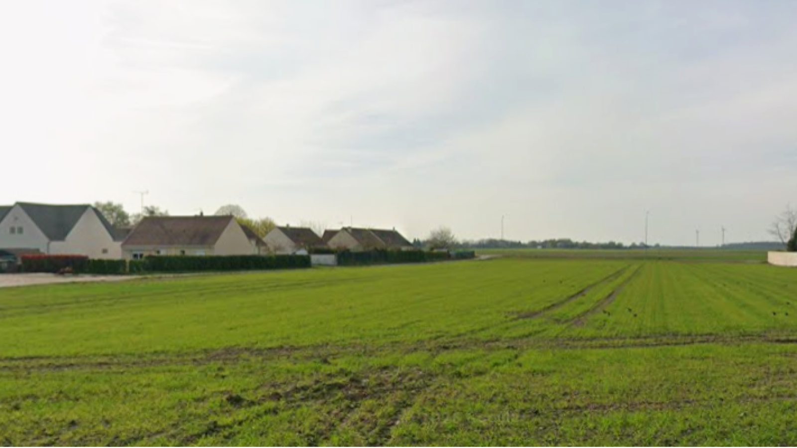 Terrain constructible de 517m2 à Neuville-aux-Bois